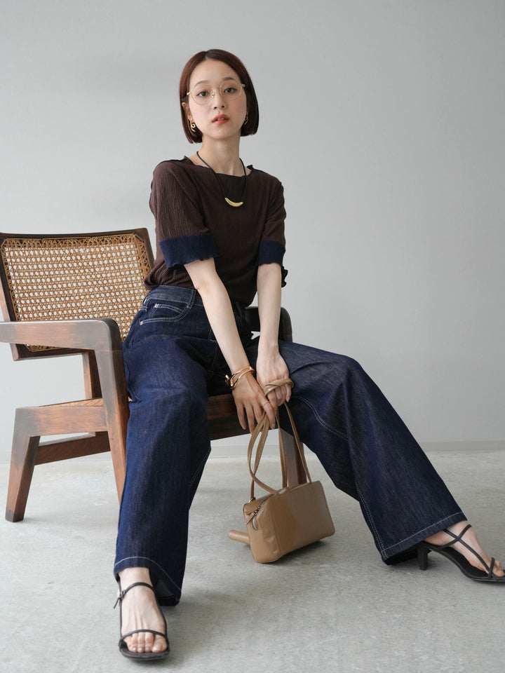 [SET] 百褶同色船領套頭衫 + 臀部設計牛仔褲（2 件組）