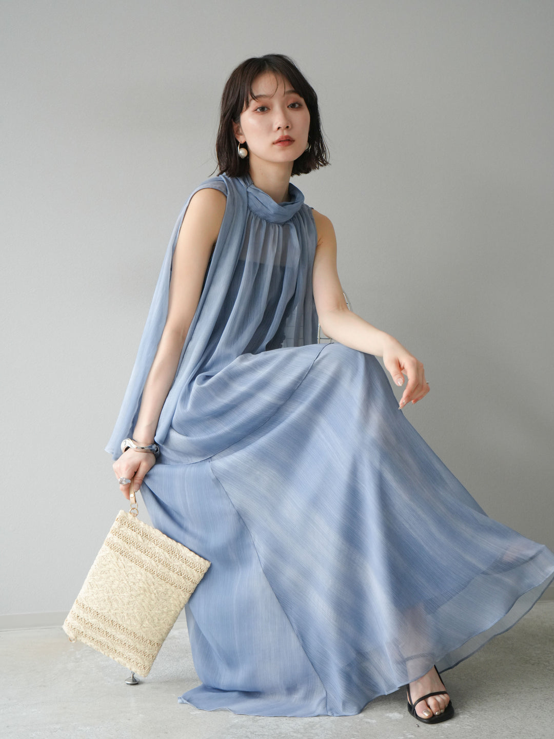 [SET]ニュアンスシアーホルターネックブラウス+ニュアンスシアーフレアスカート(2set)