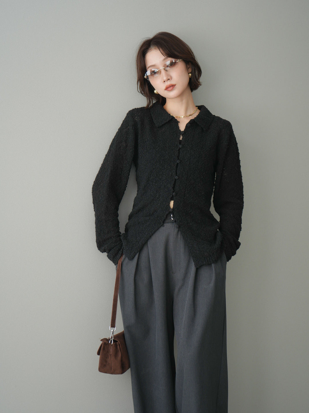 [SET]透かし編みブークレポロニットトップス+サテンベルトタックワイドパンツ(2set)