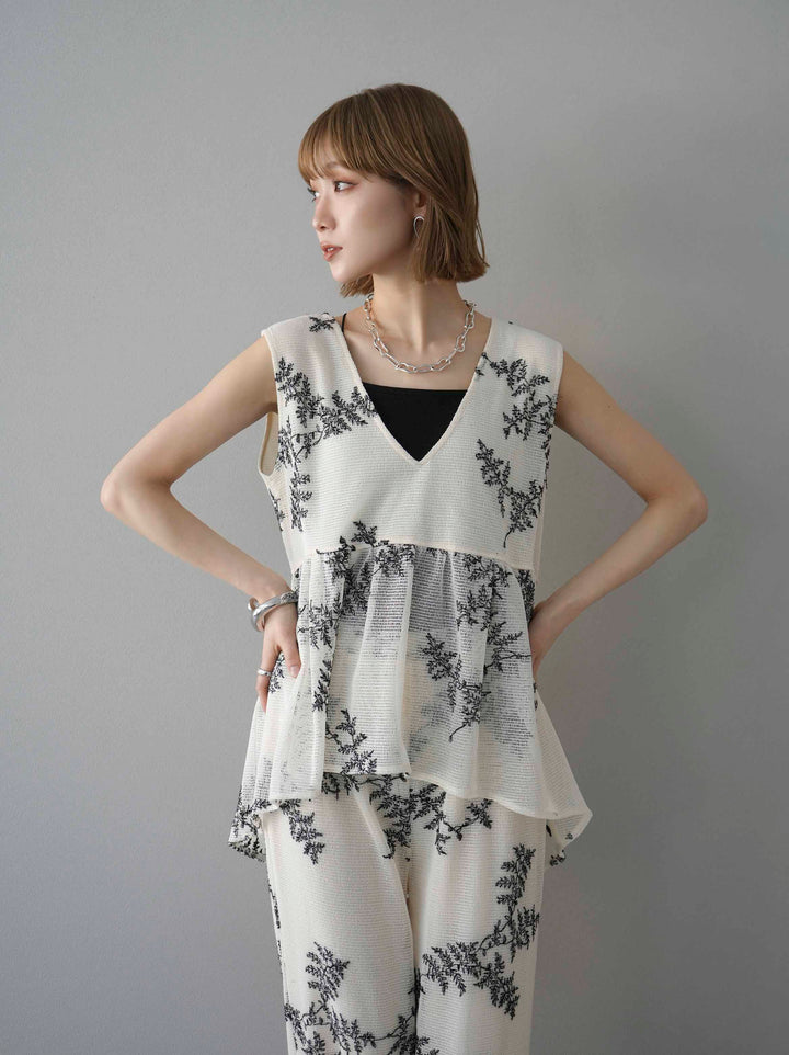 [予約]リーフ柄メッシュVネックフレアトップス/アイボリー