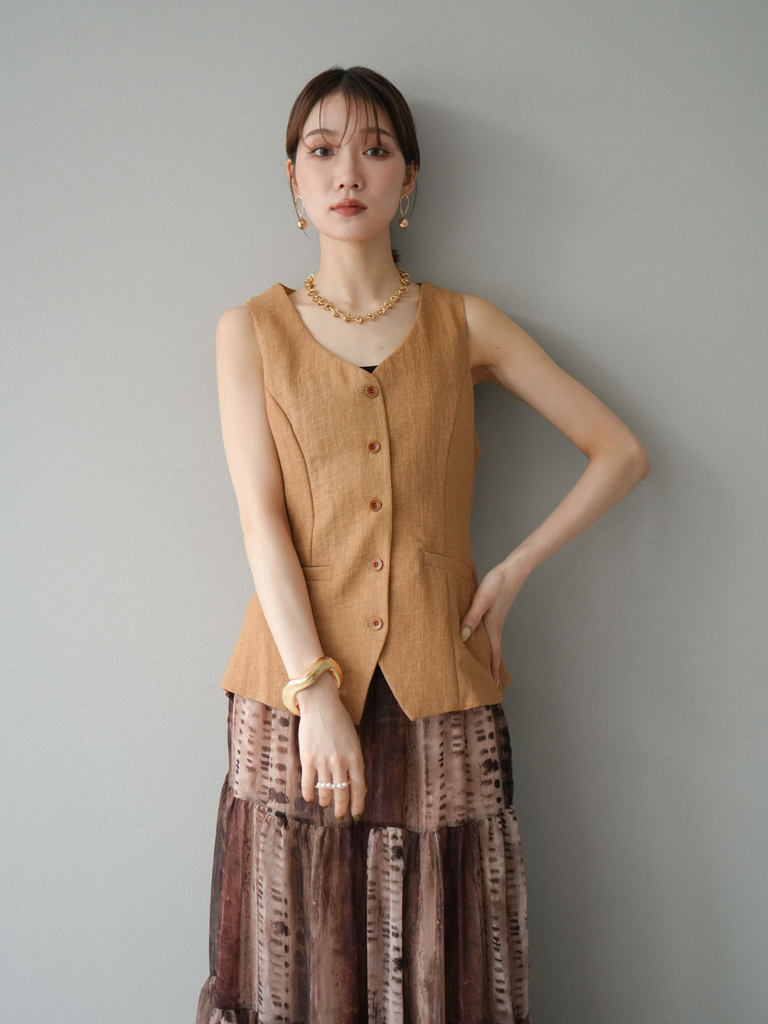 [SET]リネンタッチバックオープンベスト＆ニュアンス柄マキシスカートSET UP(2set)