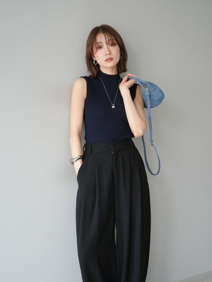 [予約]ボトルネックワッフル編みノースリーブニットトップス/ネイビー