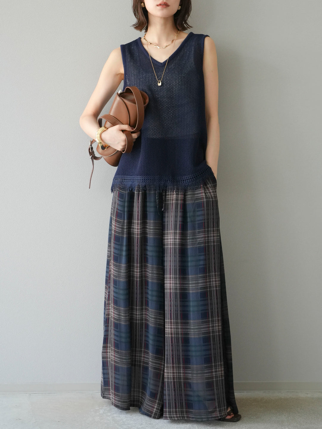 [予約]裾フリンジVネックニットタンクトップアンサンブル/ネイビー