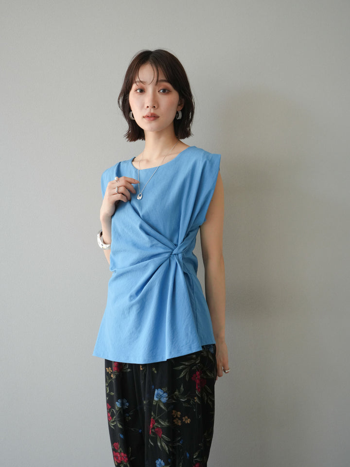 [SET] 側扭法式上衣+植物圖案休閒褲+繩繡薄紗疊穿褲（3件套裝）