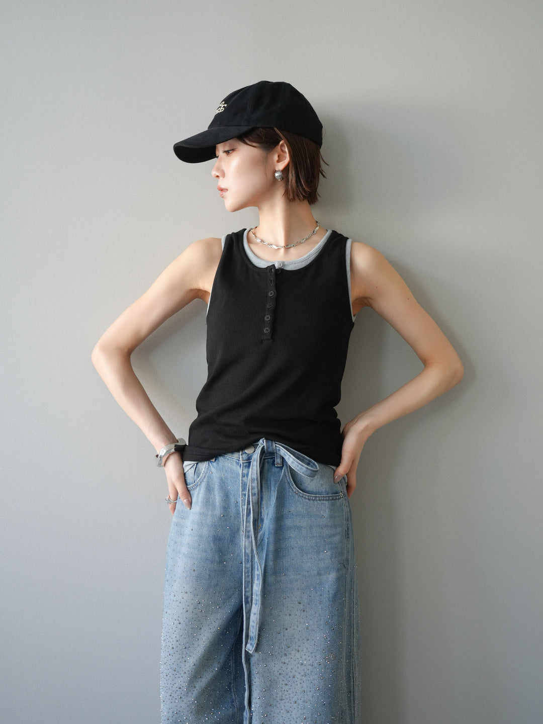 [SET]配色リブヘンリータンクトップ+ウエストベルトビジューワイドデニムパンツ(2set)