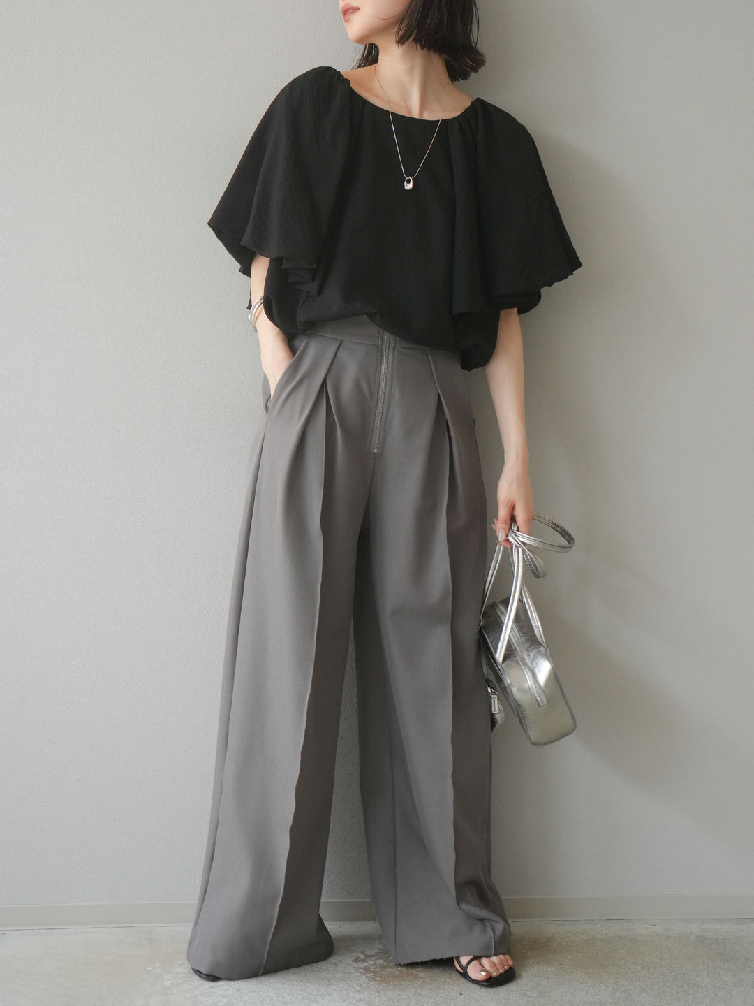 [予約]バルーンスリーブタックデザインブラウス/ブラック