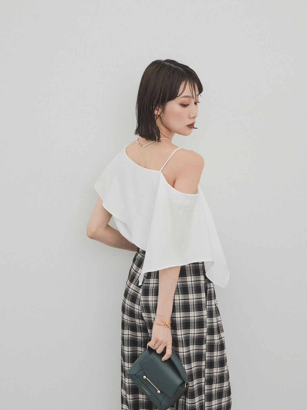 [SET] 單肩荷葉邊襯衫 + 單肩荷葉邊襯衫 (2件套)