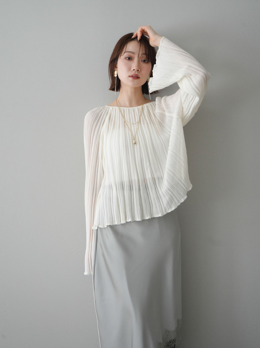 [SET]プリーツシアーフレアスリーブニットトップス+センターシームフレアパンツ+サテンライクアシメレーススカート(3set)