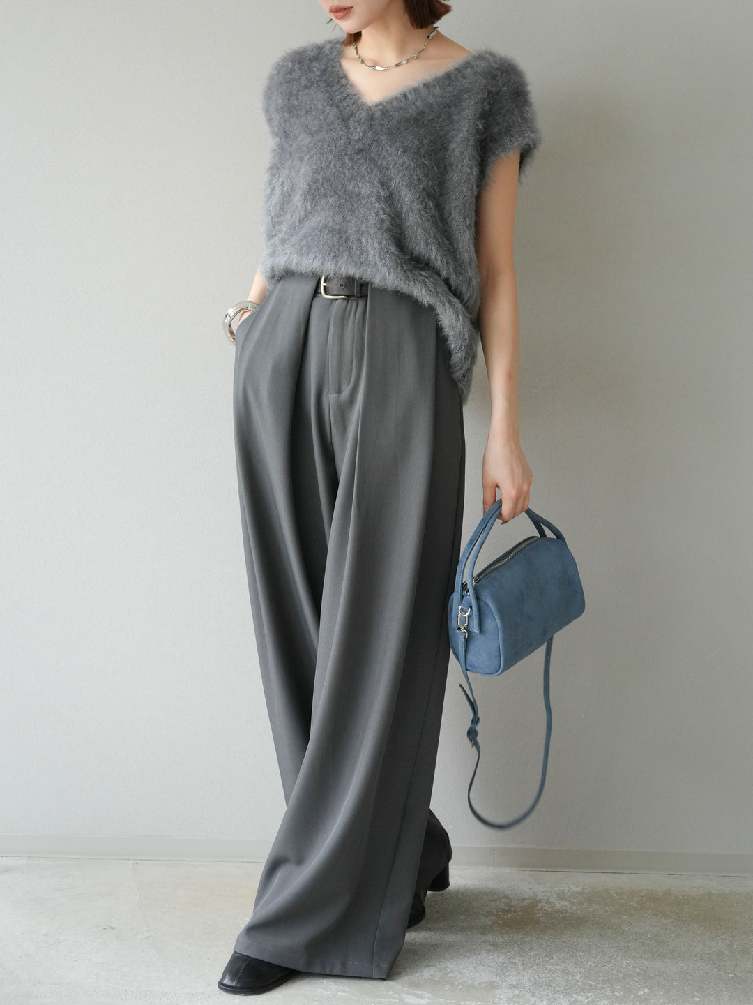 【預購】皮帶環設計寬褲/灰色