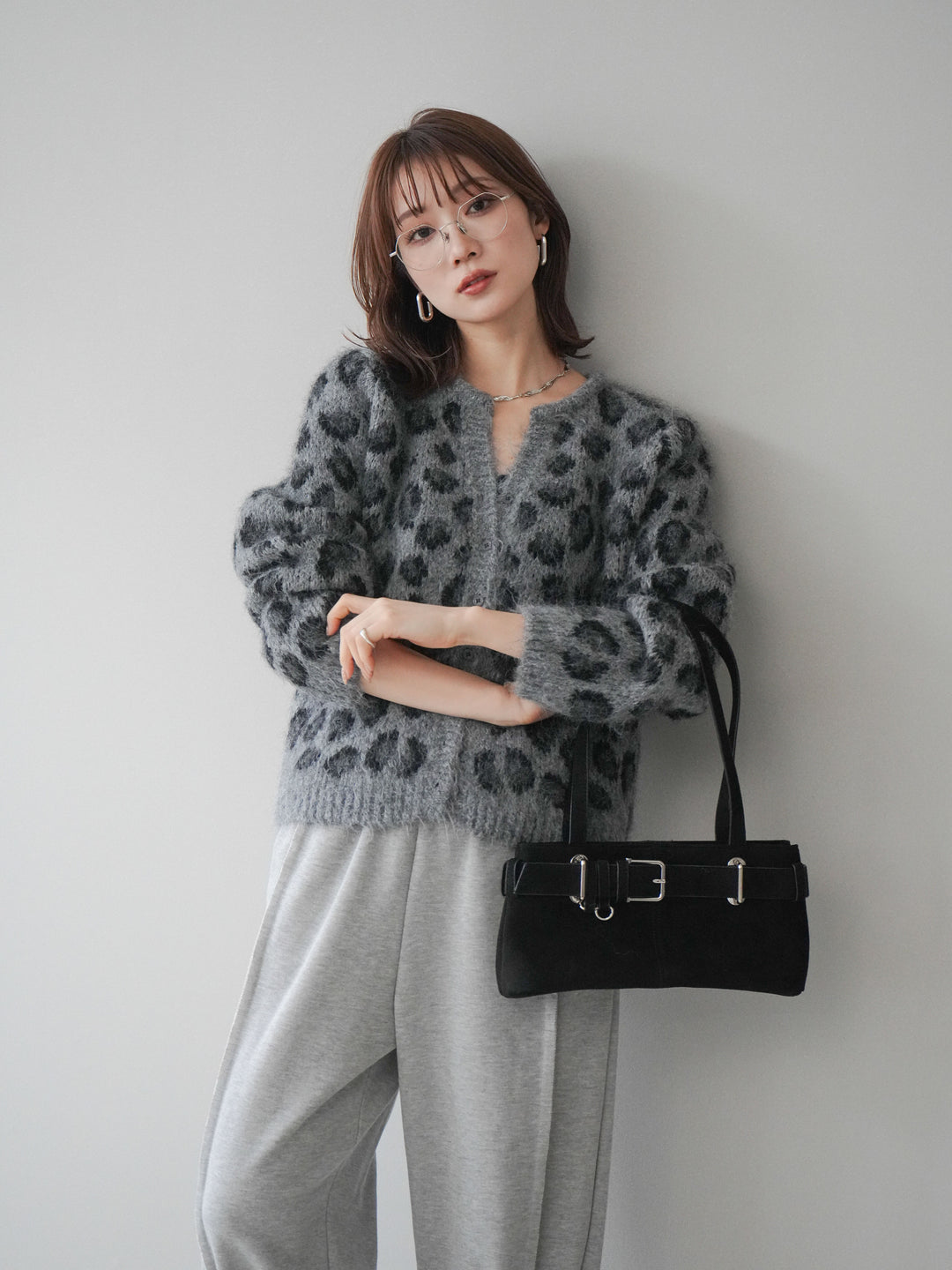 [SET]モヘアタッチレオパード柄ニットカーディガン+選べるアクセセット(2set)