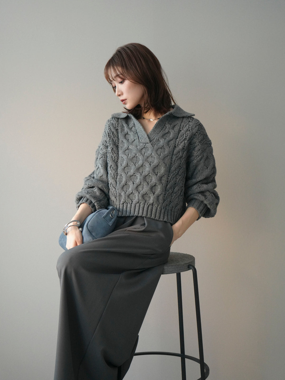 [SET]バルキーケーブルクロップド開襟プルオーバー+選べるアクセセット(2set)