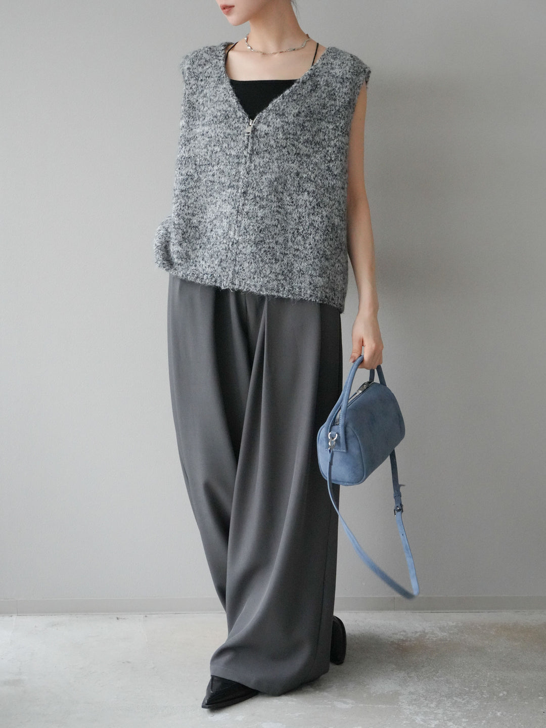 【預購】皮帶環設計寬褲/灰色