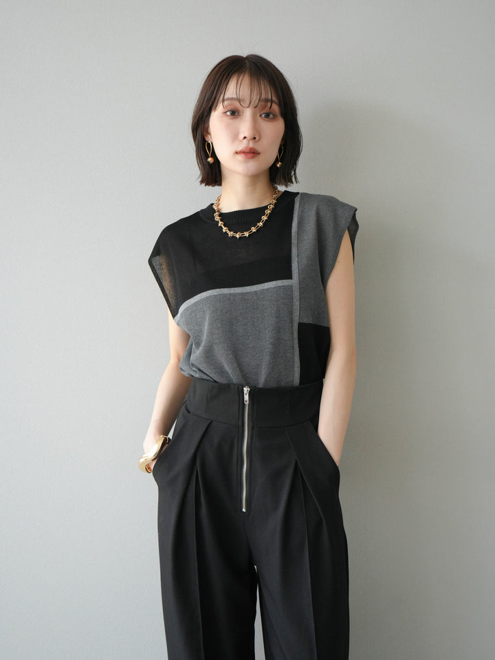 [SET] 同色系無袖針織套衫 + 可選飾品套裝（2 套）