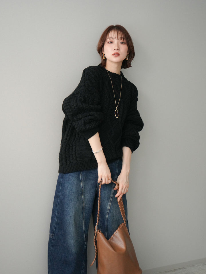 [予約]ケーブル編みモックネックニットプルオーバー/black