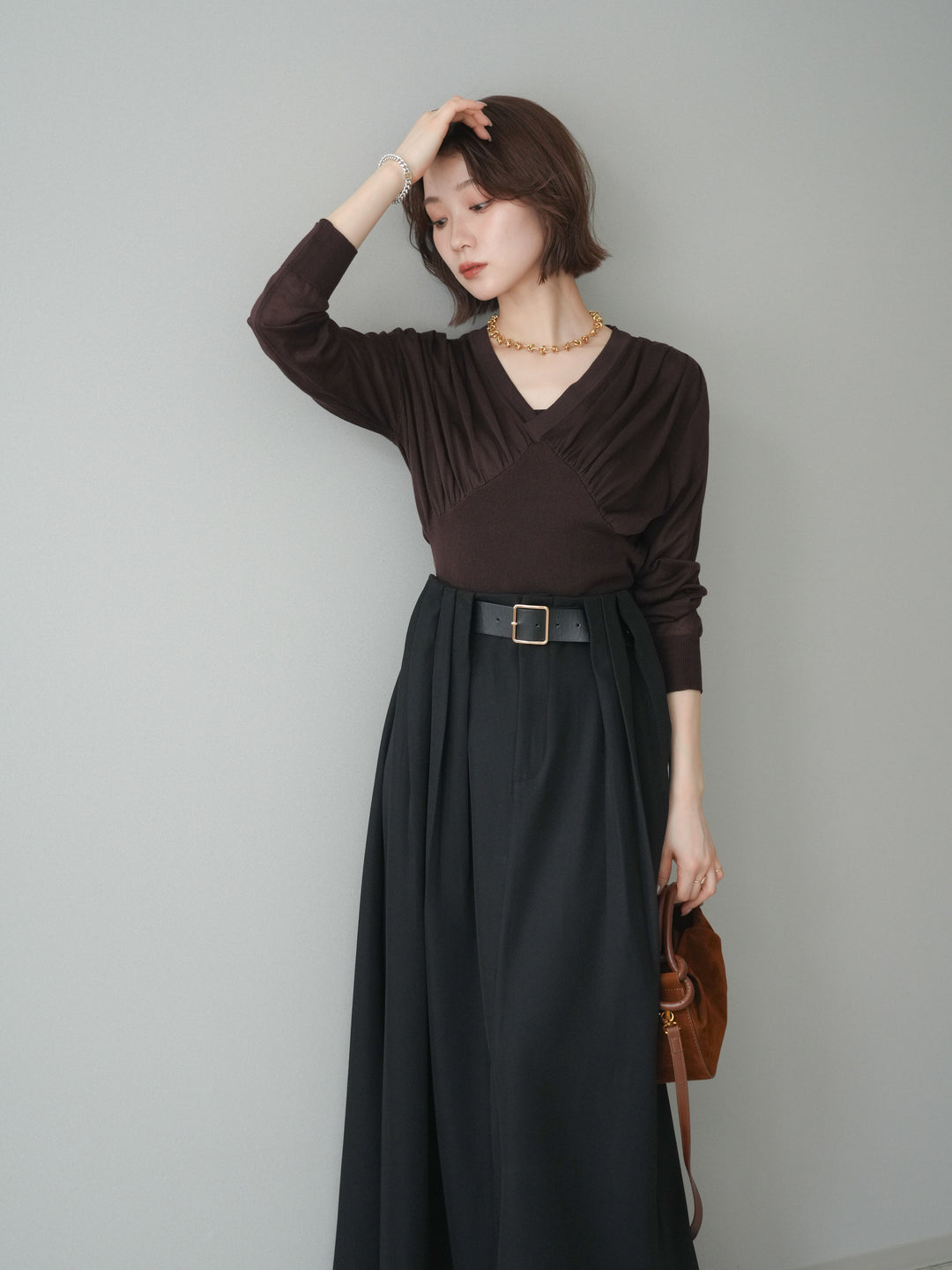 [予約]サイドギャザーVネックニットプルオーバー/brown