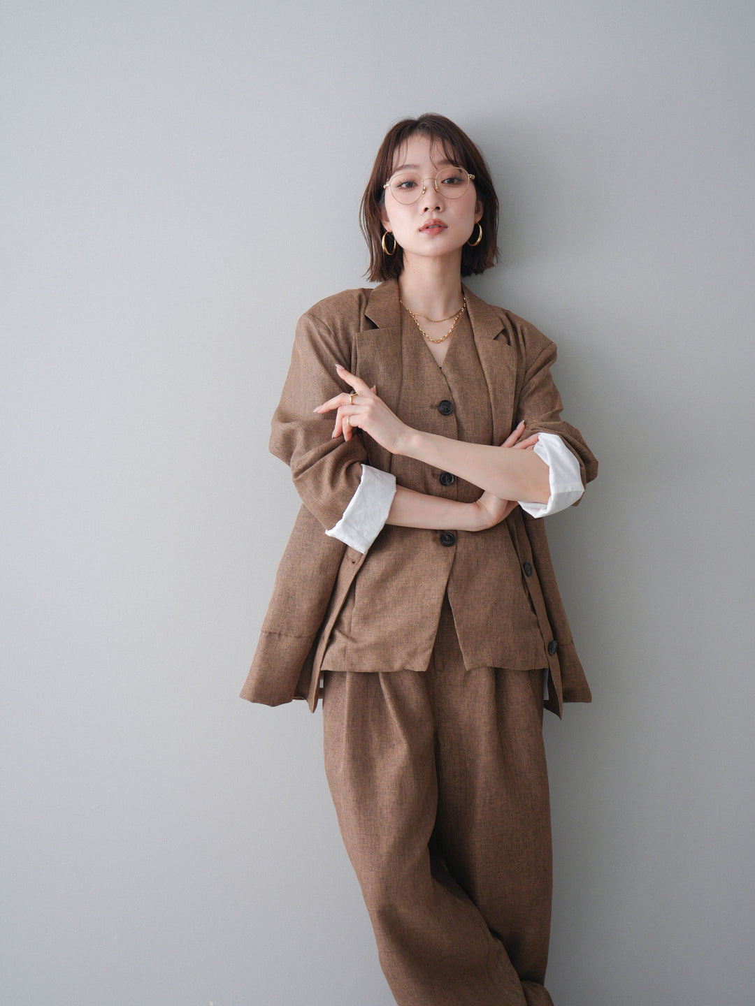 [SET]リネンライクテーラードジャケット+リネンライクバックオープンジレ+リネンライクタックワイドパンツ(3set)