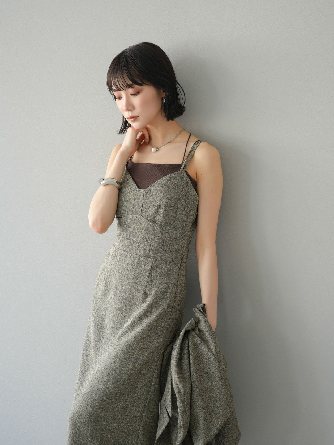 [預購] 夏季粗花呢露背吊帶洋裝/棕色