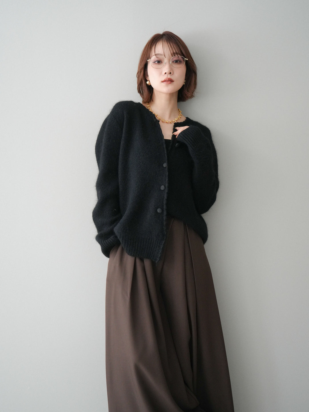 [SET]くるみボタンニットカーディガン+テープベルトタックバギーパンツ(2set)