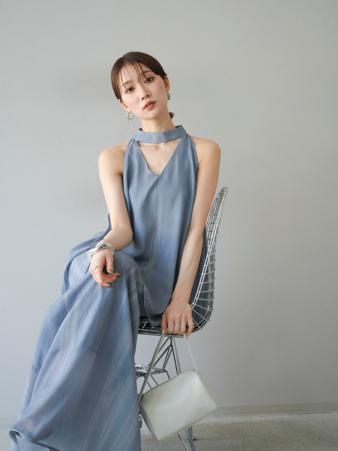 [SET] 細膩花紋V領襯衫＆喇叭裙（2套）