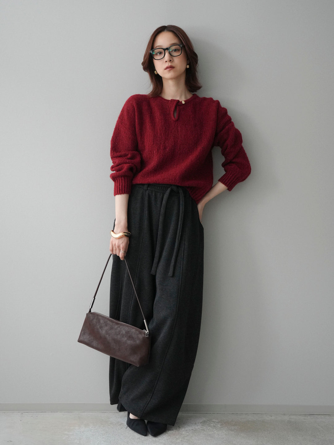 [SET]ツイストネックラメネップヤーンニットプルオーバー+ウエストベルトカーブラインスエットパンツ(2set)