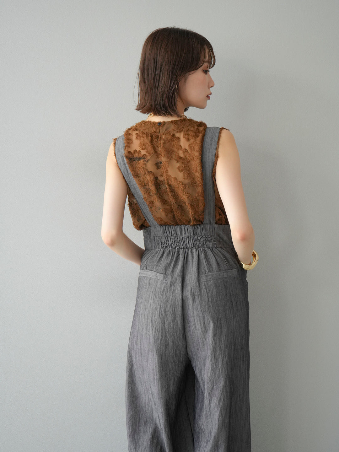 [SET]ストリングデザインハイウエストサロペット+ニュアンスフリンジジャガードノースリーブブラウス(2set)