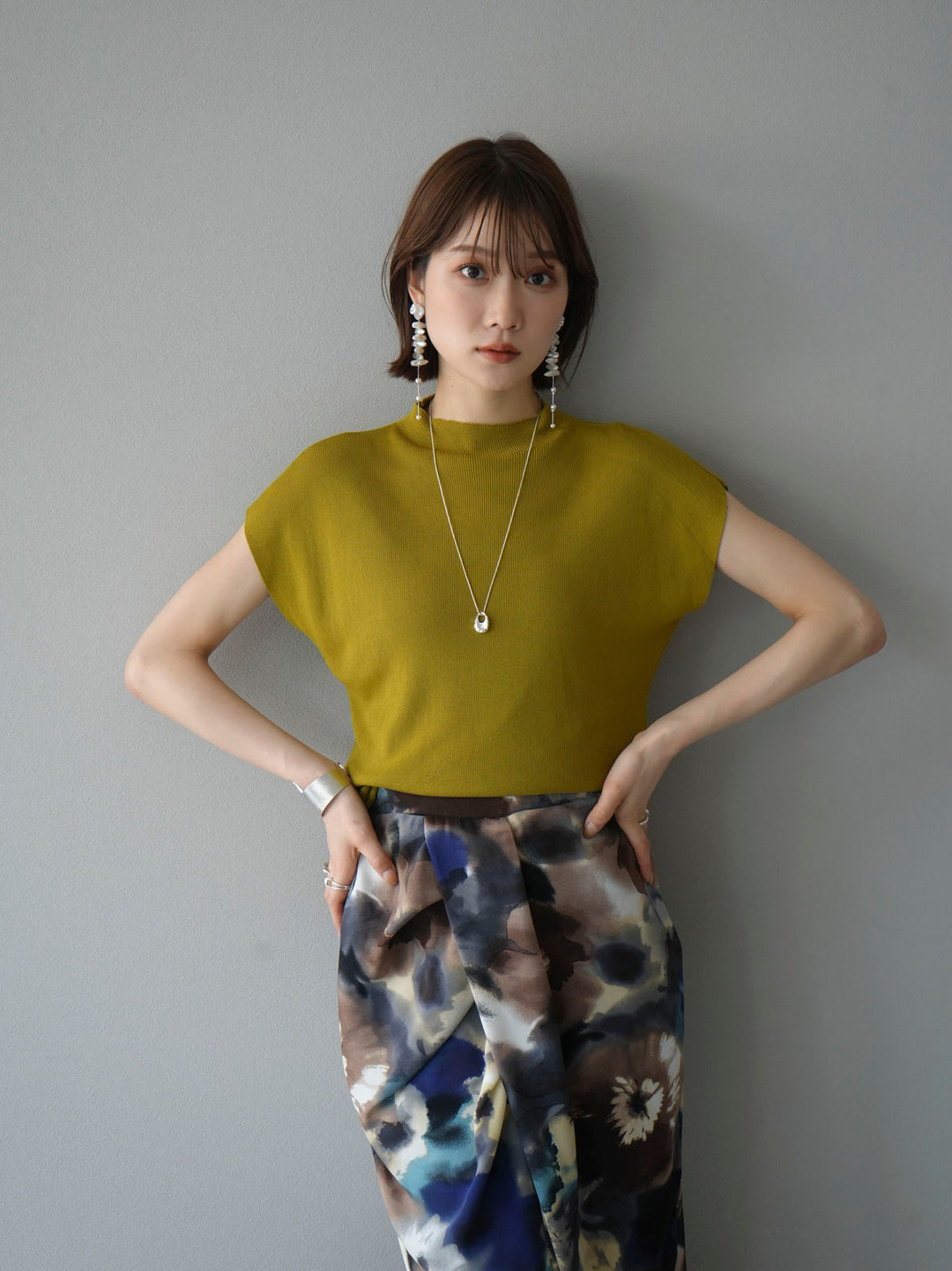 [Pre-order] Petite Neck Side Shirring Summer Knit Top/Green