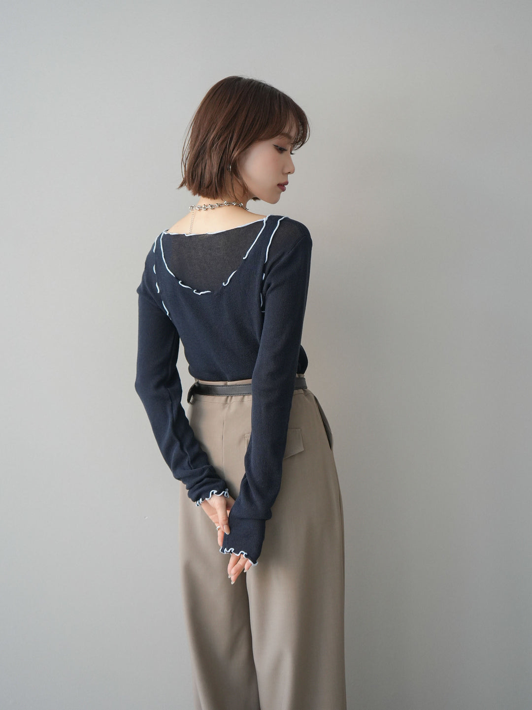 [予約]バイカラーメローアンサンブルシアーニットトップス/navy