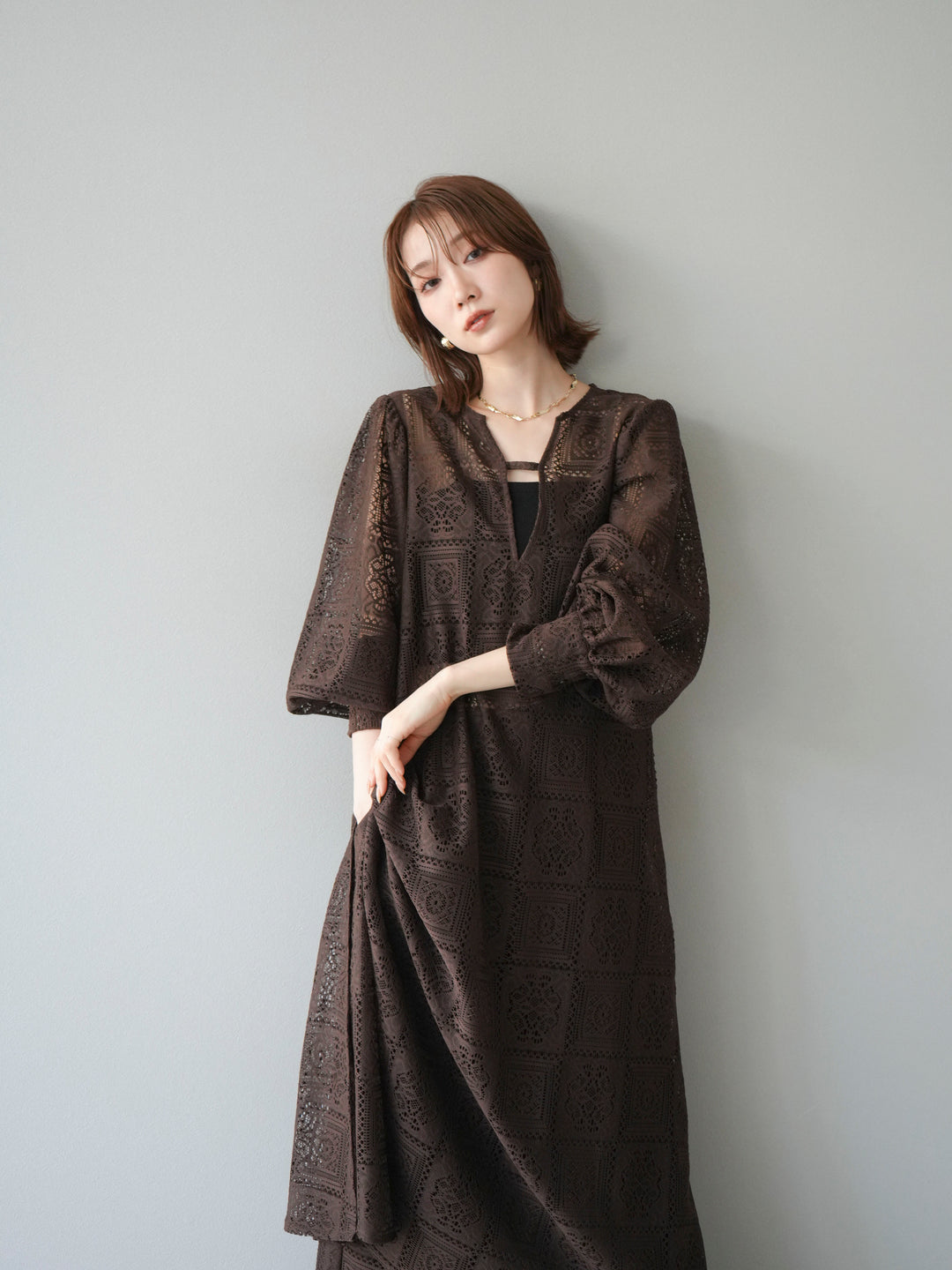 【套裝】塊蕾絲捲袖洋裝+塊蕾絲寬褲（2套）