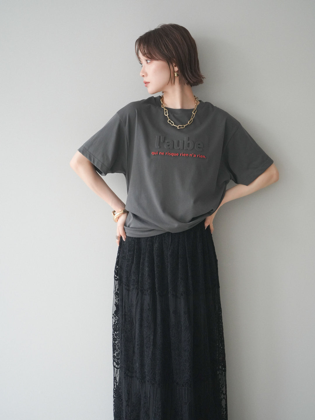 [SET]エンボスロゴTEE+裏プリーツ総レースロングスカート(2set)