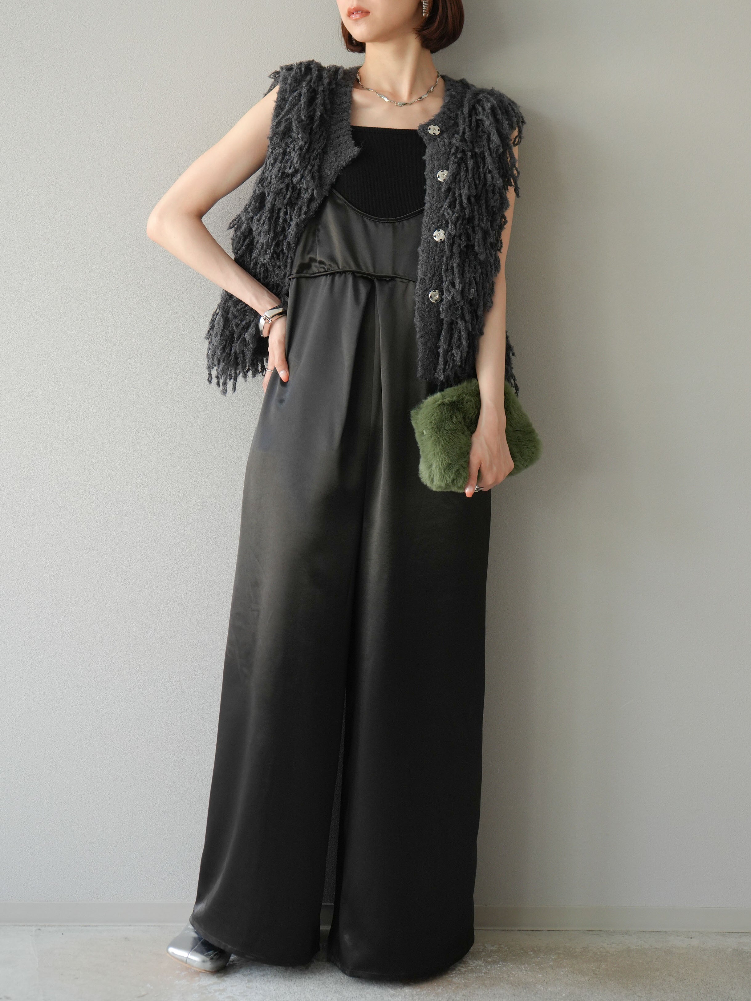 OUR・洗えるフリンジベスト チャコールグレー 洗えるフリンジベスト – OURHOME