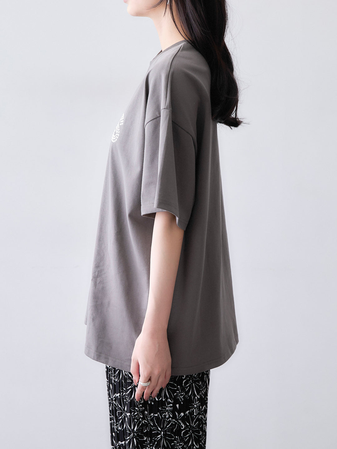 [予約]スタッズロゴTEE/gray