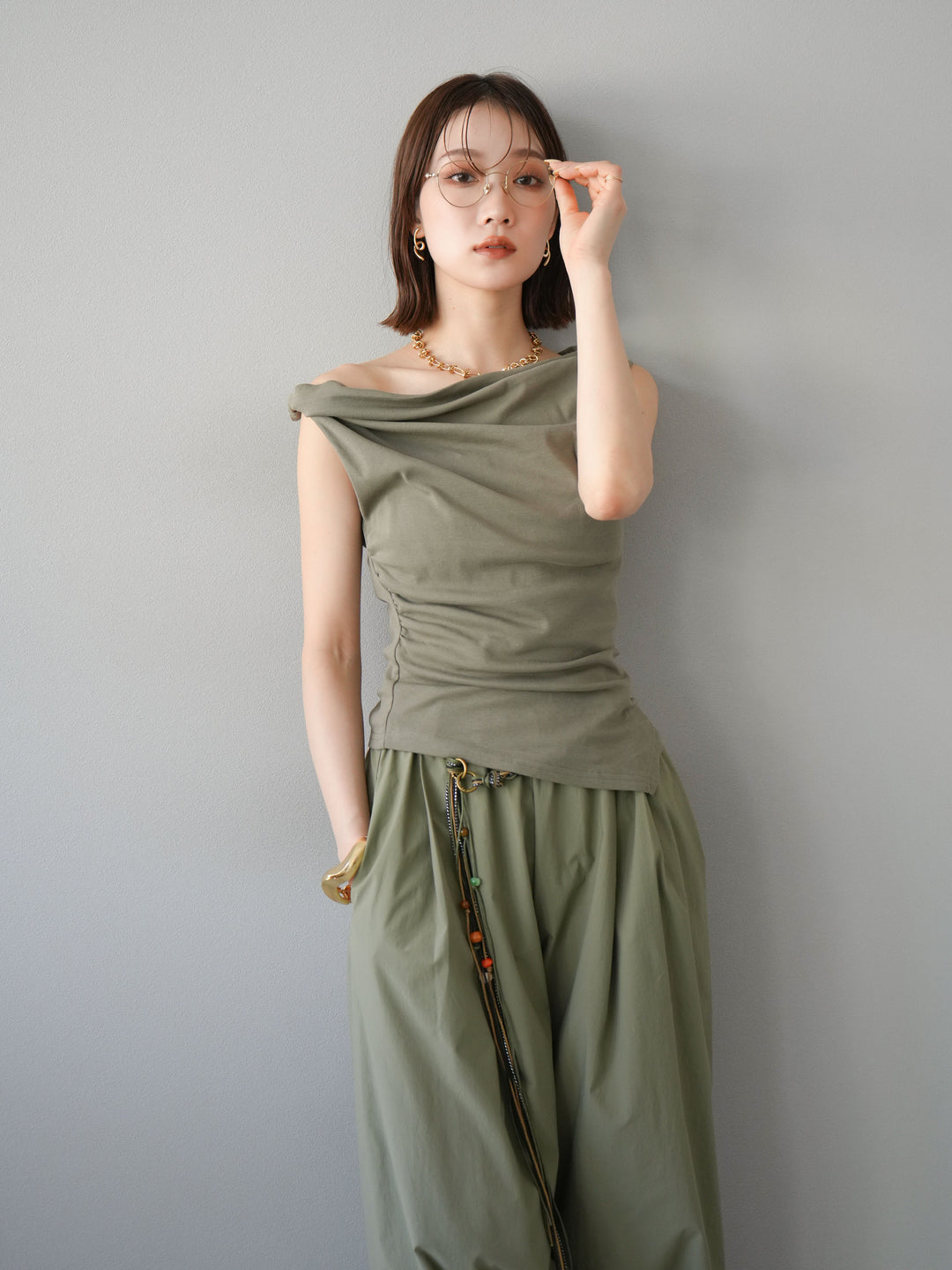 [SET]タックデザイントップス＆ビーズベルト付きパンツSET UP(2set)