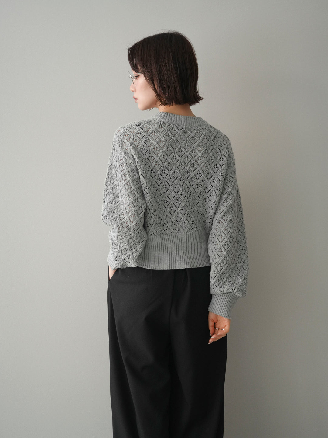 [予約]透かし編みフロントジップスリットニットプルオーバー/gray