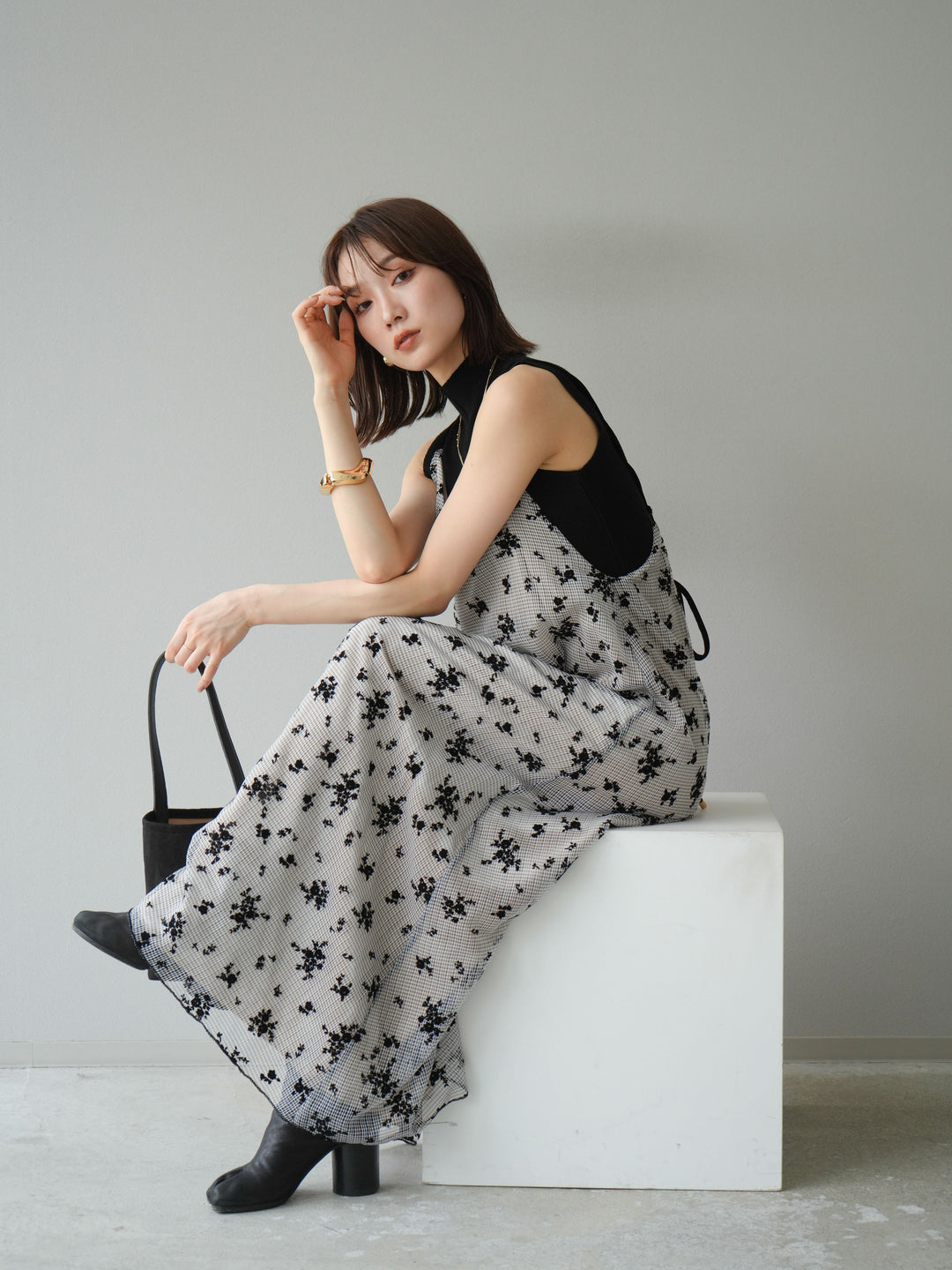 [SET]フロッキーチュールレイヤードベロアキャミワンピース+プチネックセンターシームノースリーニットトップス(2set)