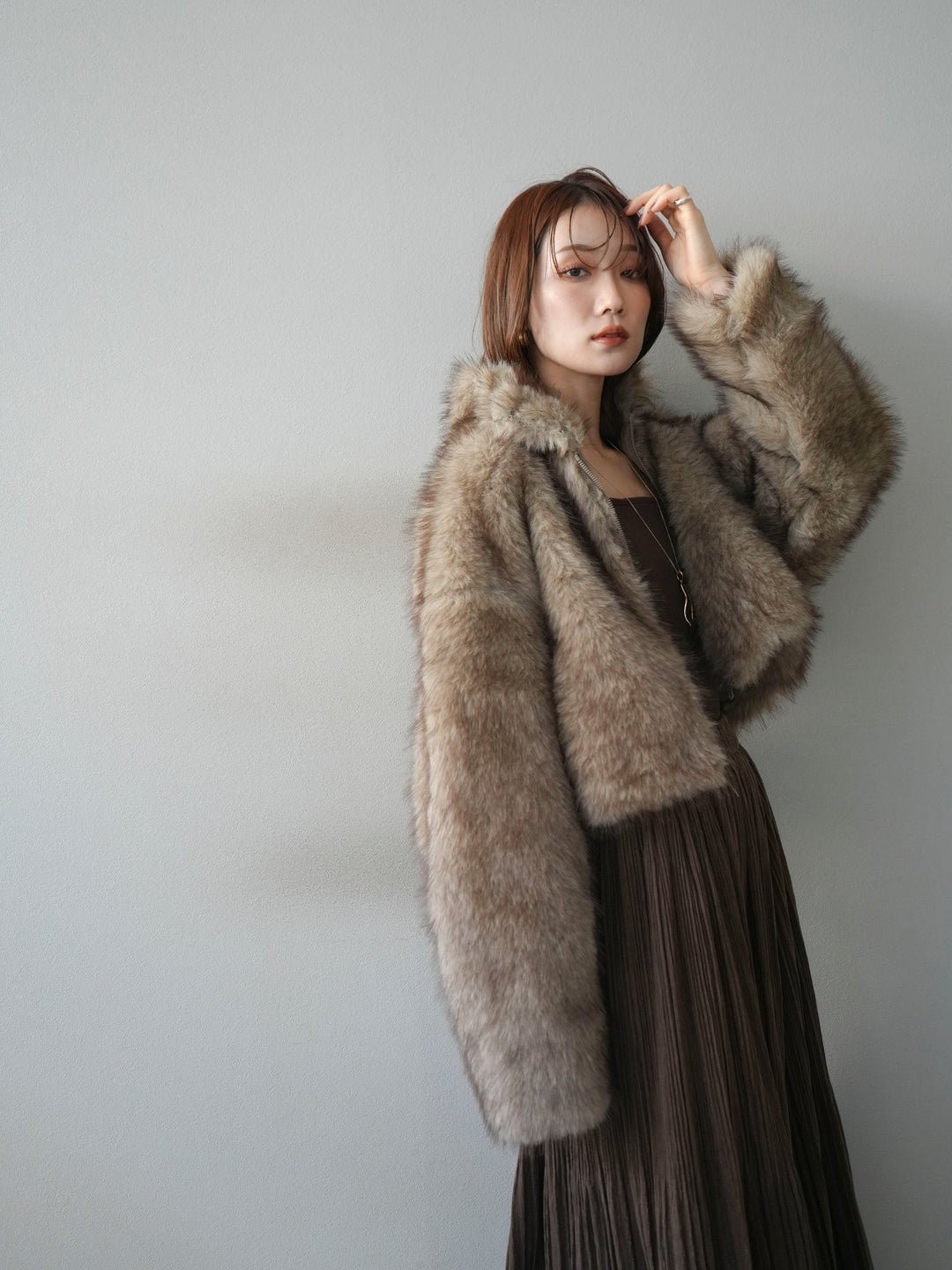 [予約]フェイクファーショートZIPジャケット/brownmix