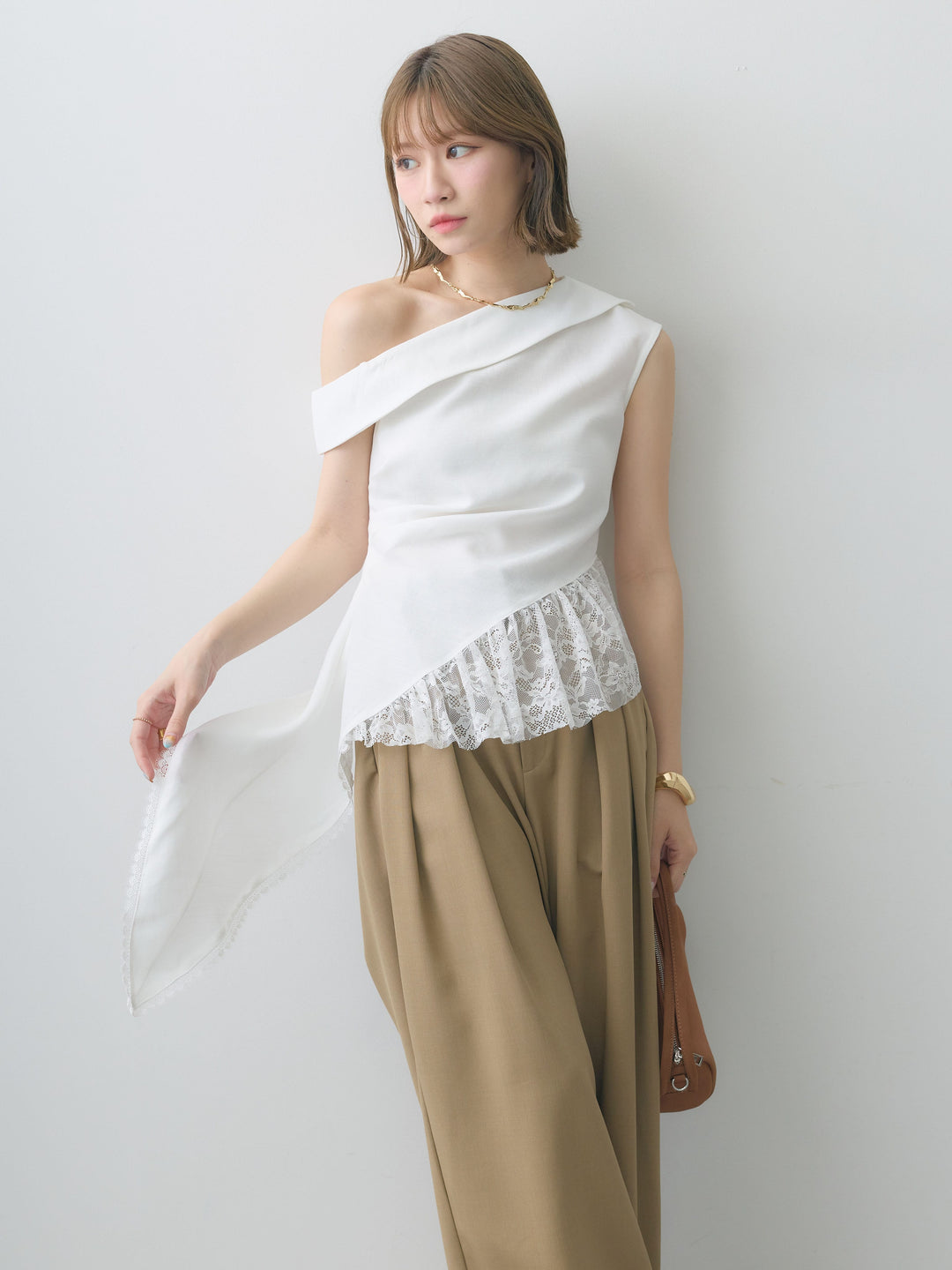 [SET]アシンメトリーラッフルレースヘムトップス+クレープデシンタックワイドパンツ(2set)