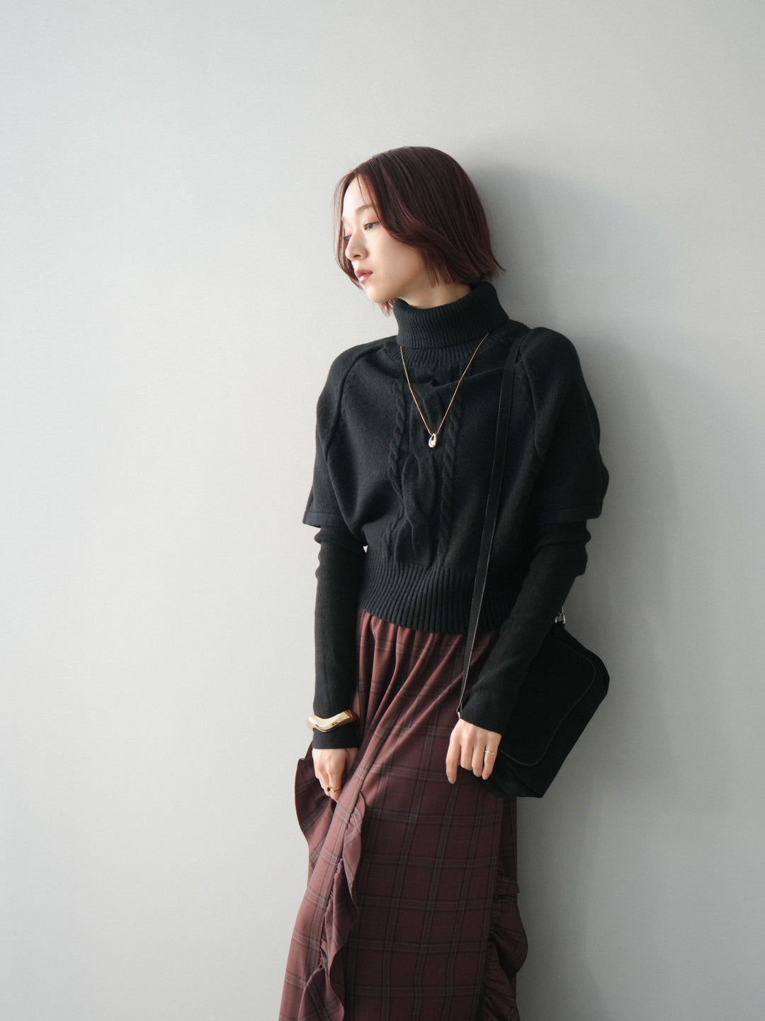[予約]ケーブル編みタートルハーフスリーブニットアンサンブル/black