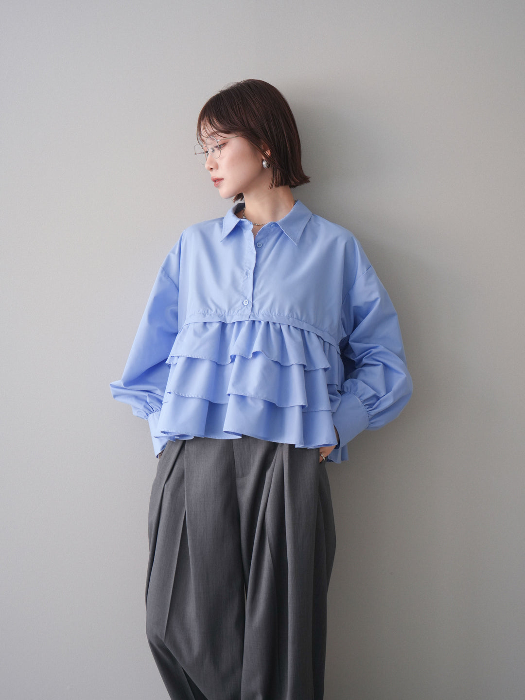 [SET]ブロードティアードショートシャツ+TRツイルデザインタックワイドパンツ(2set)