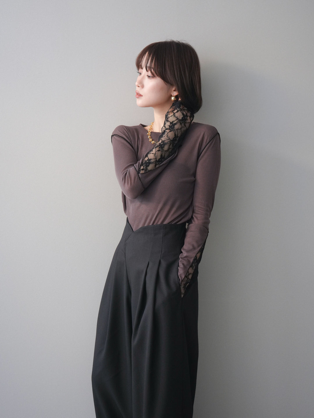 [予約]袖レースレイヤードデザインメロートップス/brown