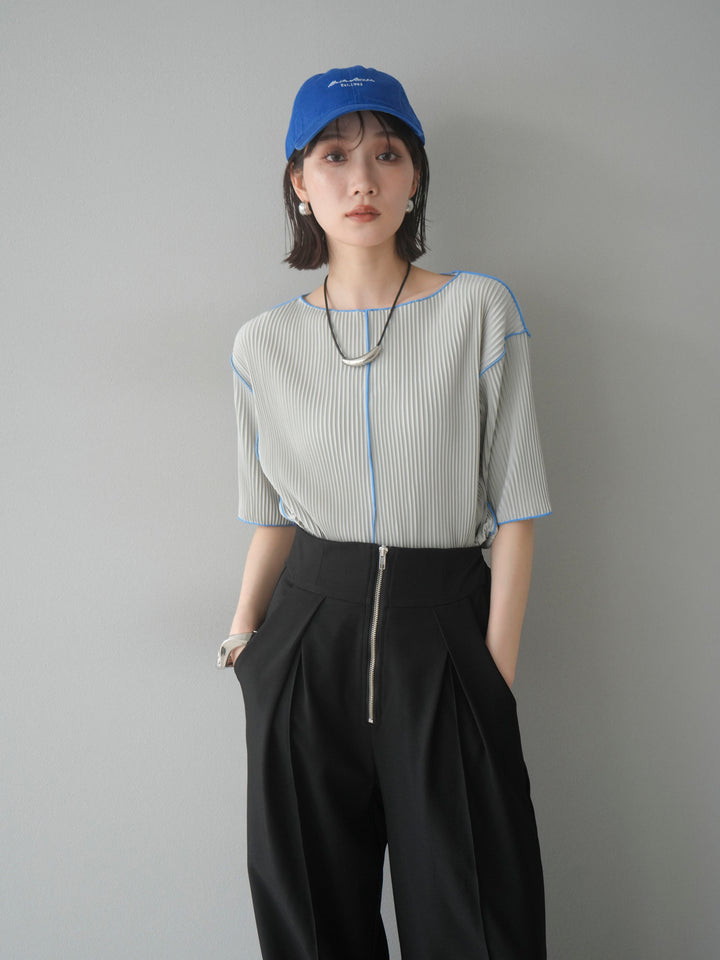 【預購】配色柔和百褶半袖上衣/灰色