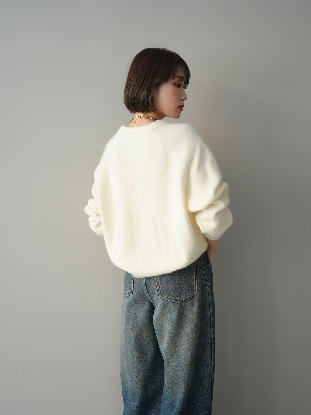 [予約]クルーネックモチモチニットプルオーバー/white