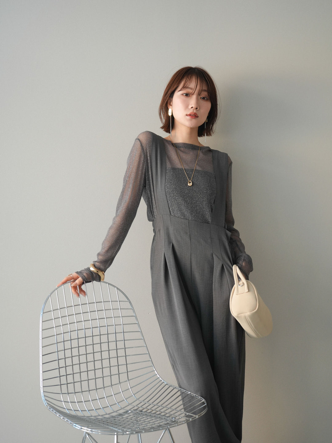 [予約]シボ加工ハイウエストタックサロペット/charcoal