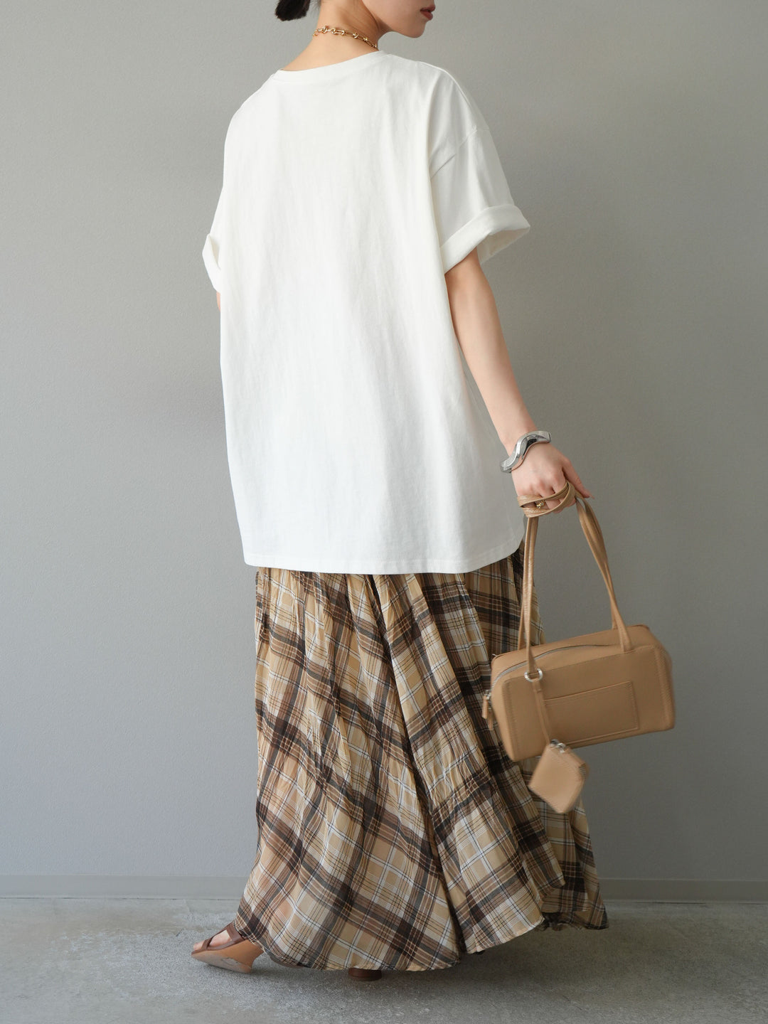 [SET]ネオンロゴフォトプリントBIG Tシャツ+シアーチェックアシンメトリーワッシャースカート(2set)