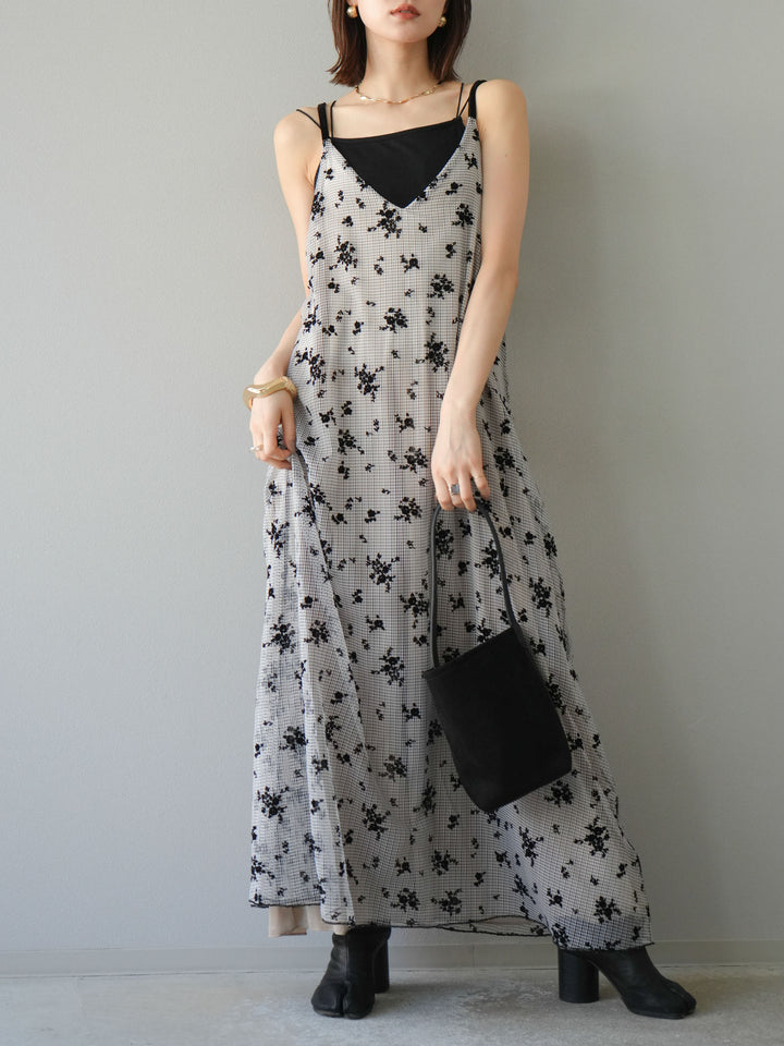 [SET]フロッキーチュールレイヤードベロアキャミワンピース+カップ付きバッククロスキャミソール(2set)