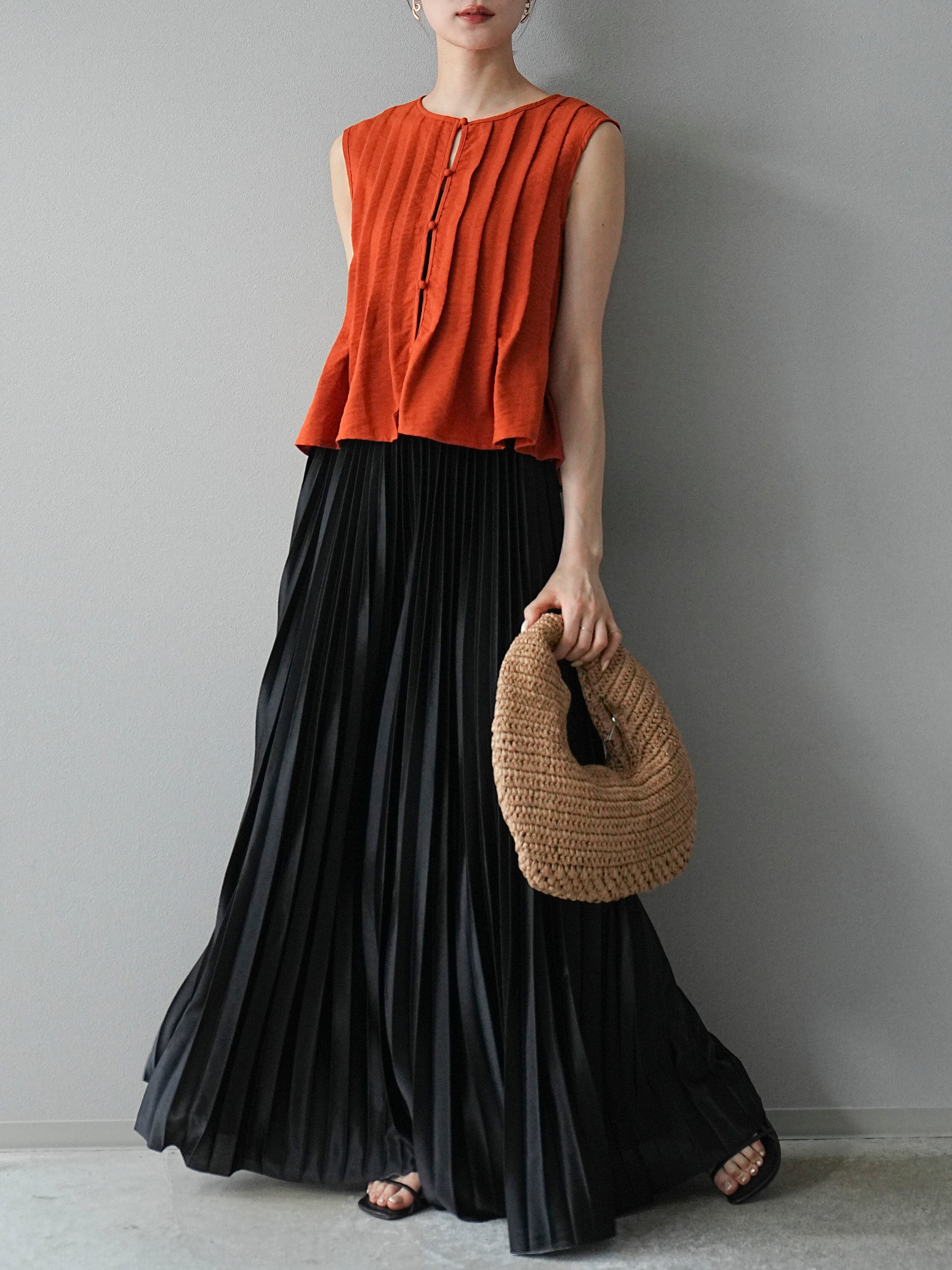 予約]リネンタッチタックブラウス/テラコッタ – Lumier