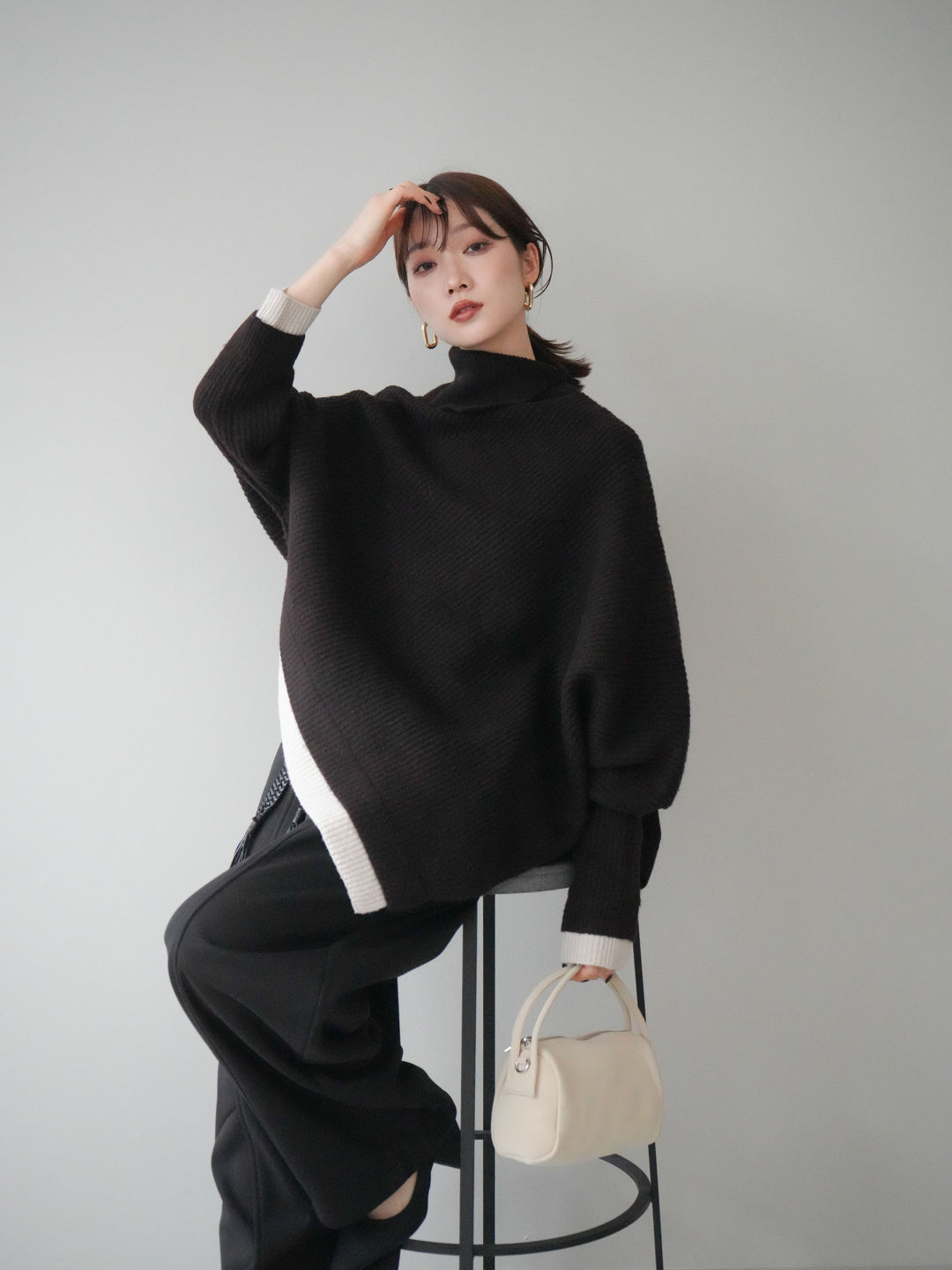 [予約]配色アシンメトリードルマンニットプルオーバー/brown