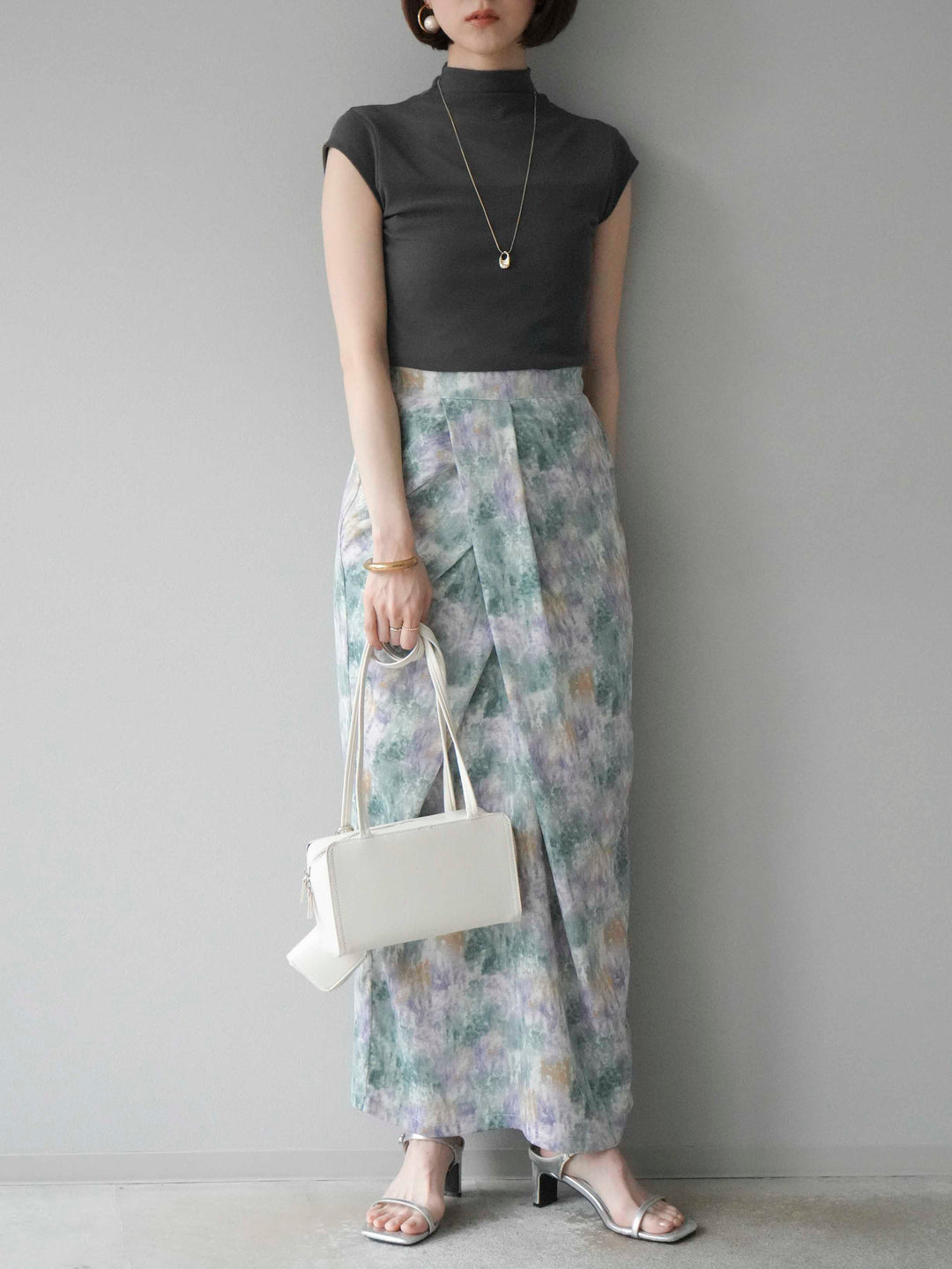 [予約]シアー切替ストレッチトップス/チャコール