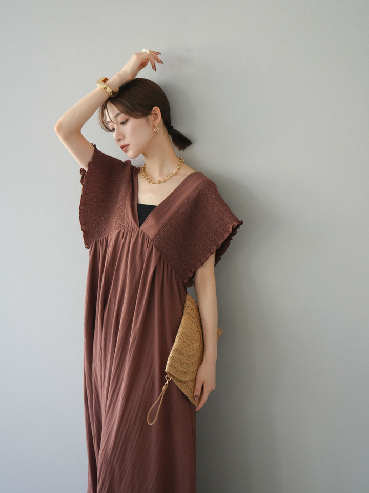 【預購】褶皺V領洋裝/棕色