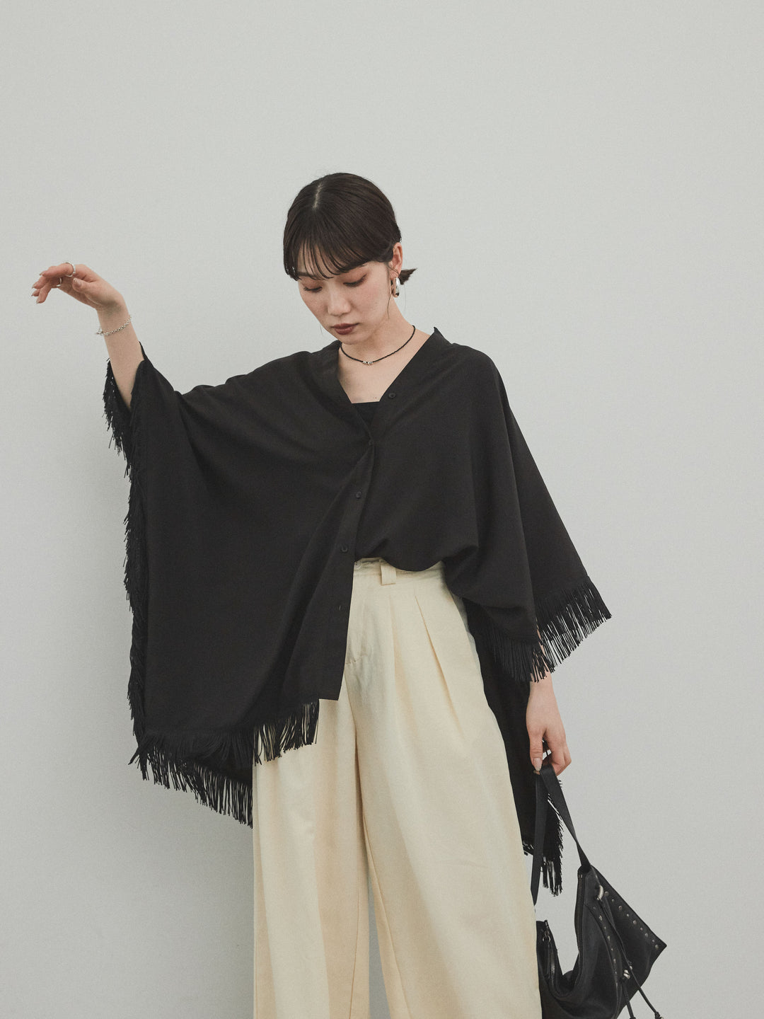 [SET] 方形流蘇斗篷襯衫 + 方形流蘇斗篷襯衫（2 件套）