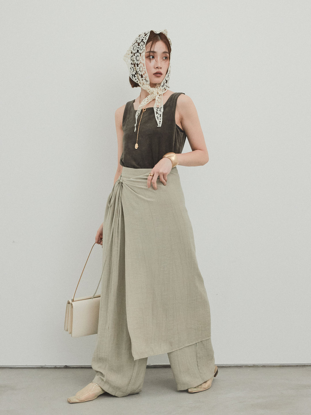 [予約]ワッシャーサテンレイヤードスカートパンツ/カーキベージュ